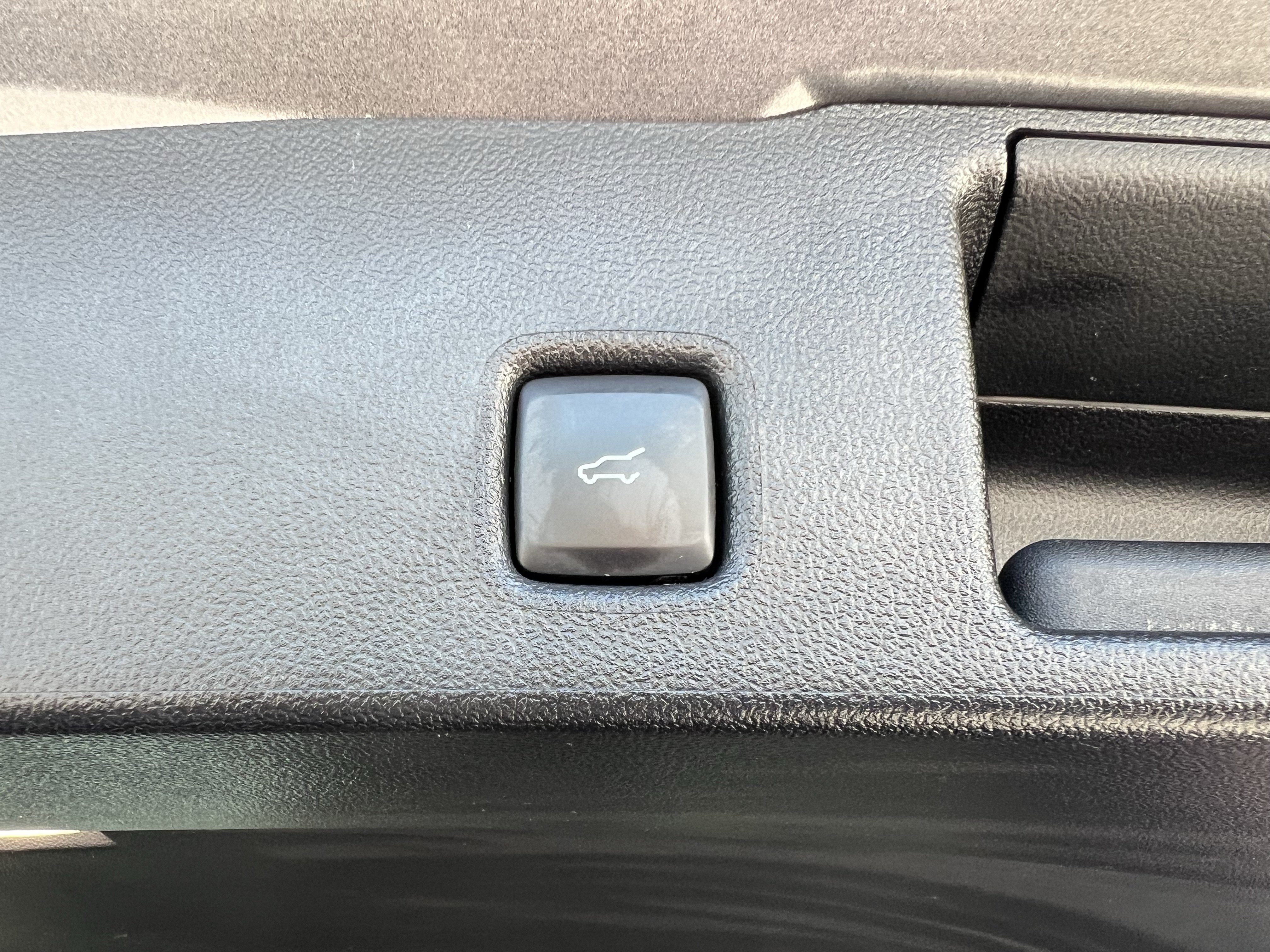 Used 2024 Ford Escape ST-Line w/ Tech Pack #1 AWD/4WD image 46