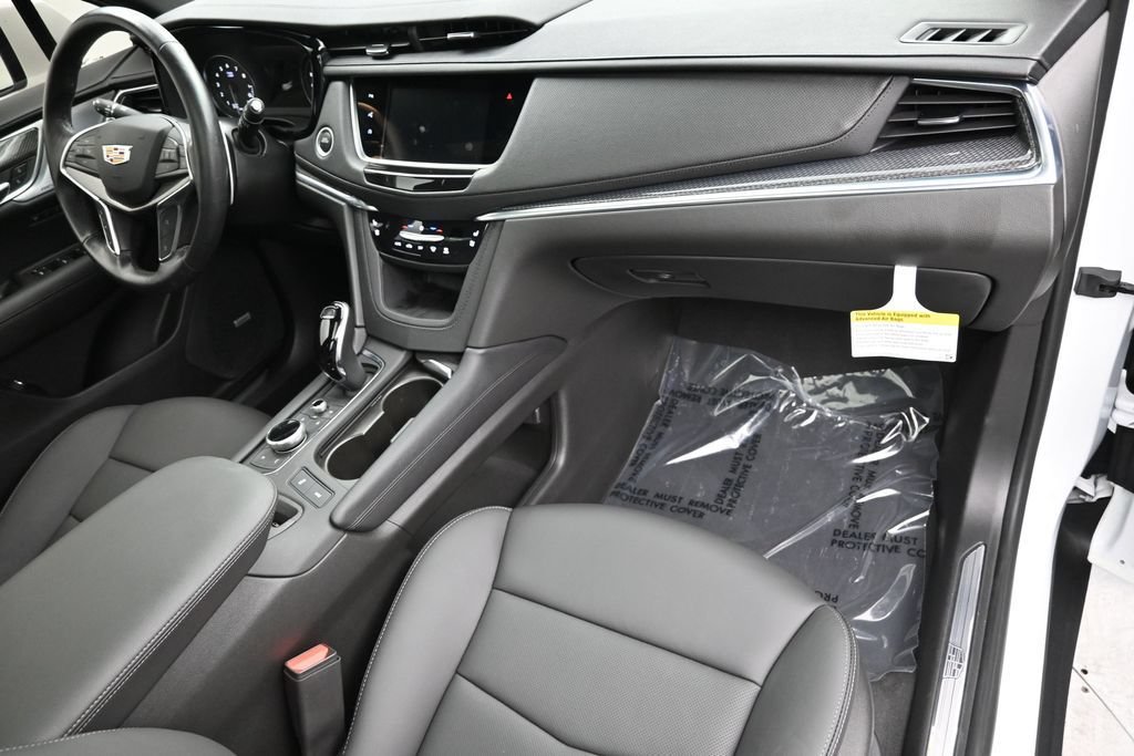 Certified 2024 Cadillac XT5 Sportv w/ Technology Package AWD/4WD image 32