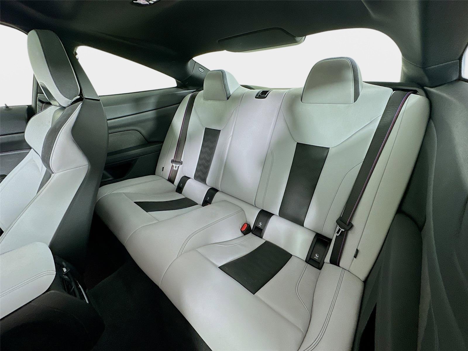 Used 2023 BMW M4 xDrive Competition w/ Executive Package image 32