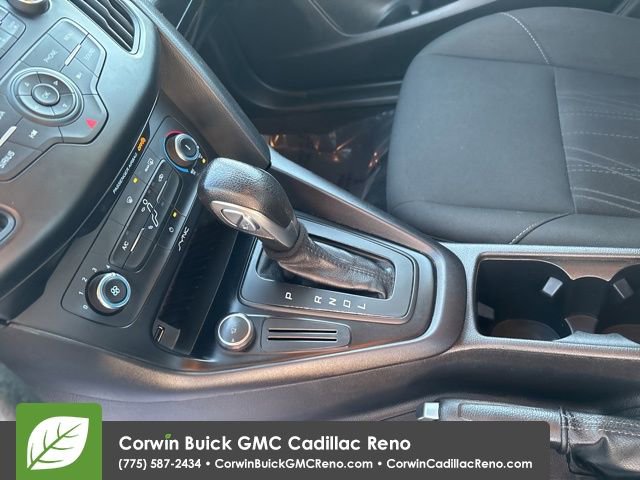 Used 2017 Ford Focus SE image 17