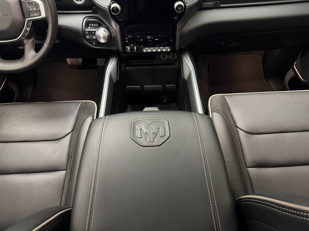 Used 2023 RAM 1500 Laramie AWD/4WD image 23