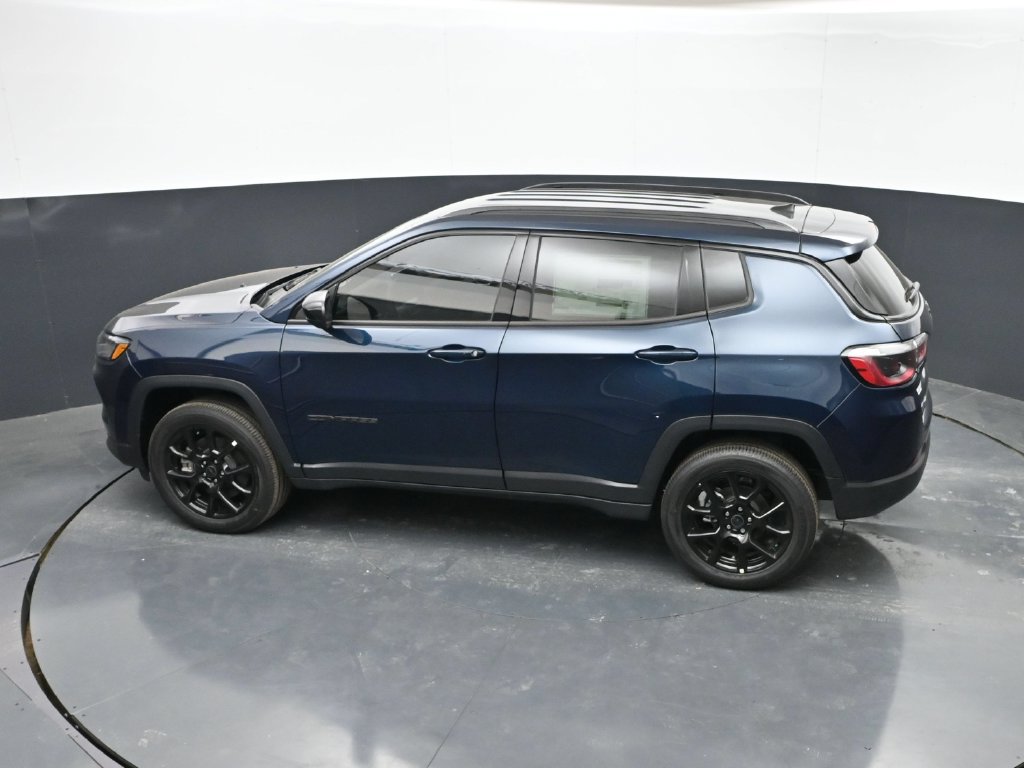 New 2026 Jeep Compass Latitude AWD/4WD image 41