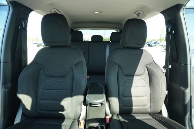 Used 2022 Jeep Renegade Latitude AWD/4WD image 38