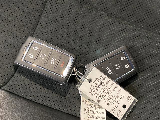 New 2026 Jeep Grand Cherokee Altitude image 30