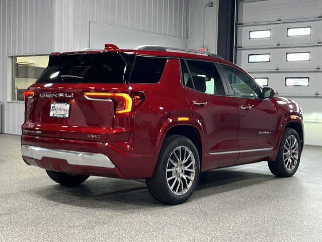 New 2026 GMC Terrain Denali w/ LPO, Floor Liner Package AWD/4WD image 5