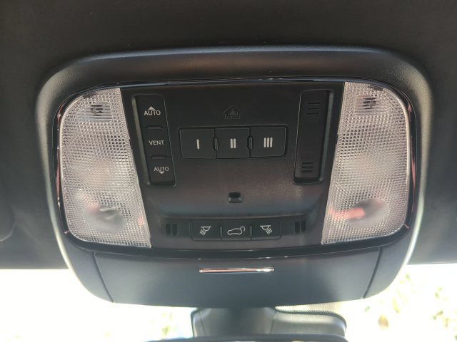 Used 2023 Dodge Durango SRT Hellcat AWD/4WD image 26