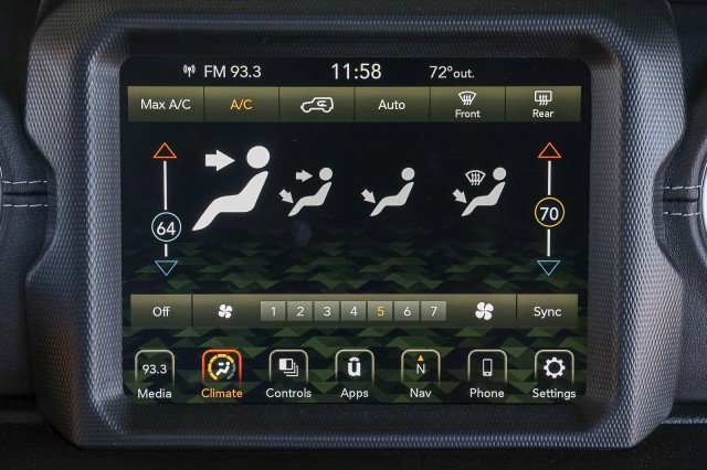Used 2021 Jeep Wrangler Unlimited Sahara w/ Safety Group AWD/4WD image 16