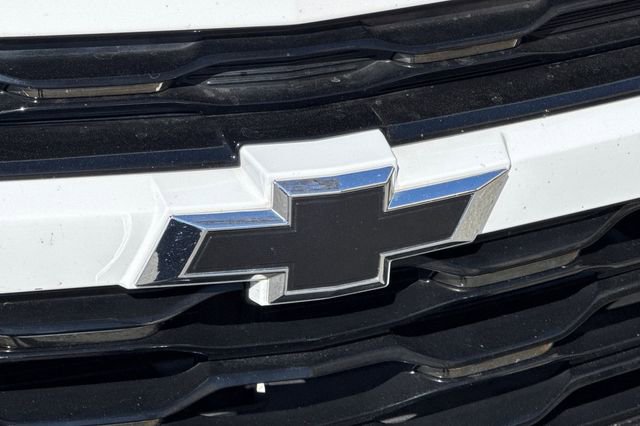 Used 2025 Chevrolet Trax ACTIV w/ Sunroof Package FWD image 44