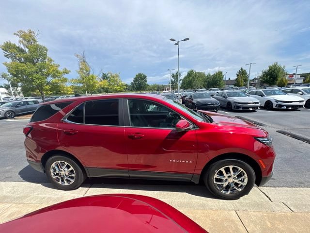 Used 2022 Chevrolet Equinox LT FWD image 6