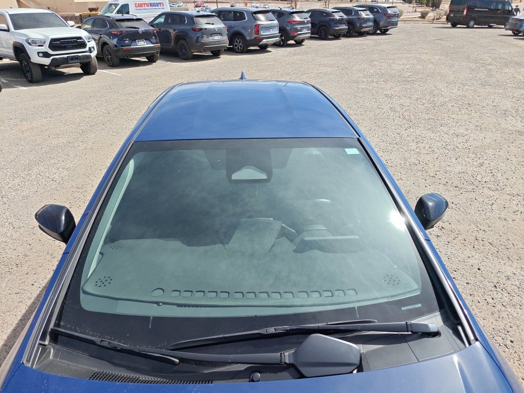 Used 2023 Toyota Prius LE image 6