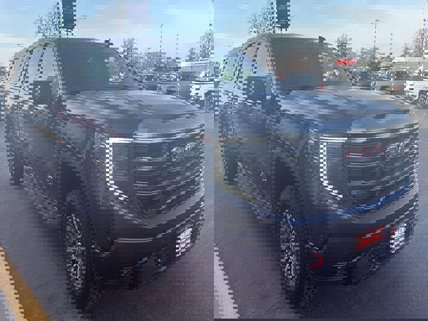 Used 2023 GMC Sierra 1500 AT4 w/ Technology Package image 7