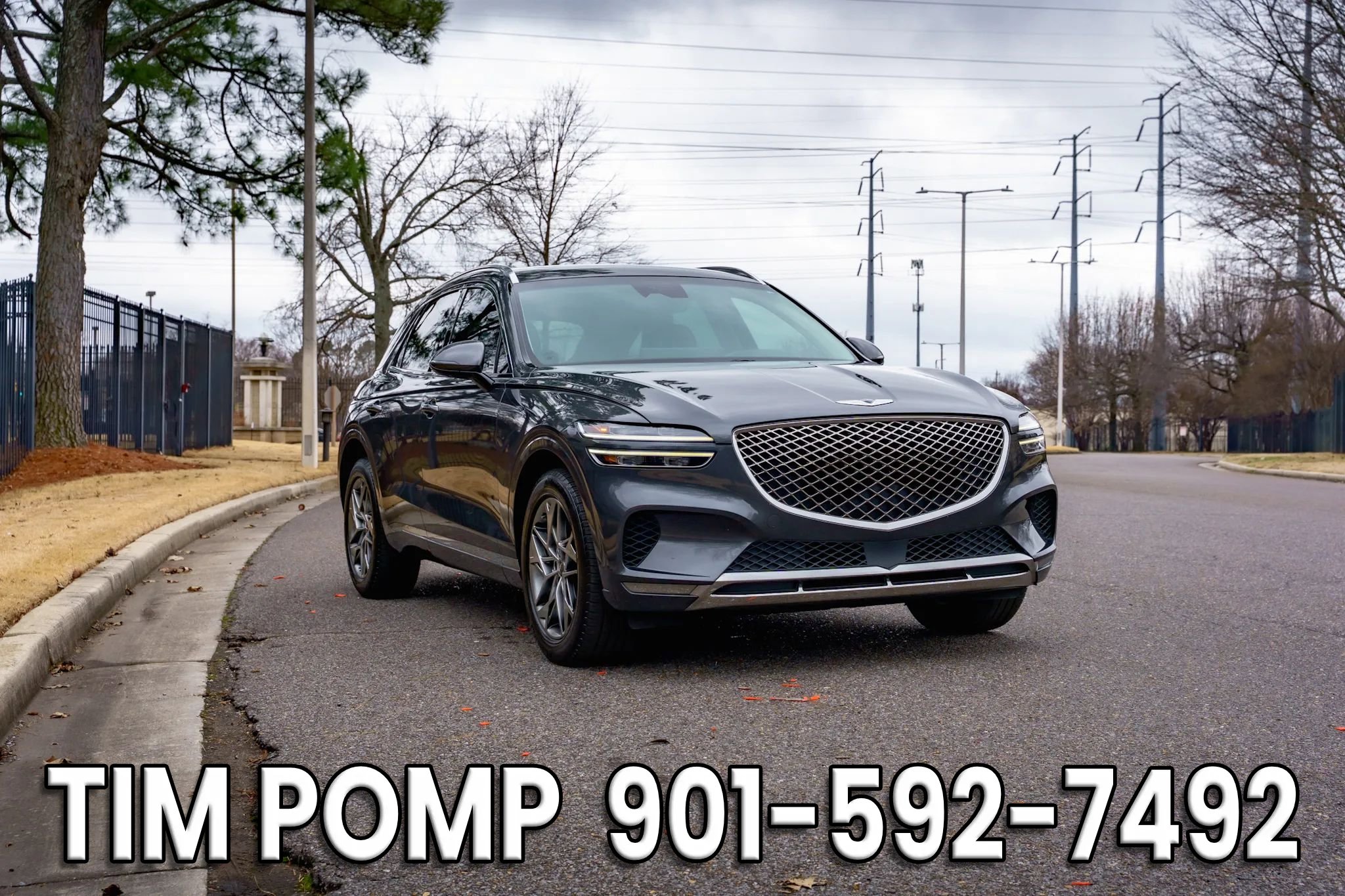 Used 2023 Genesis GV70 2.5T w/ Select Package image 3