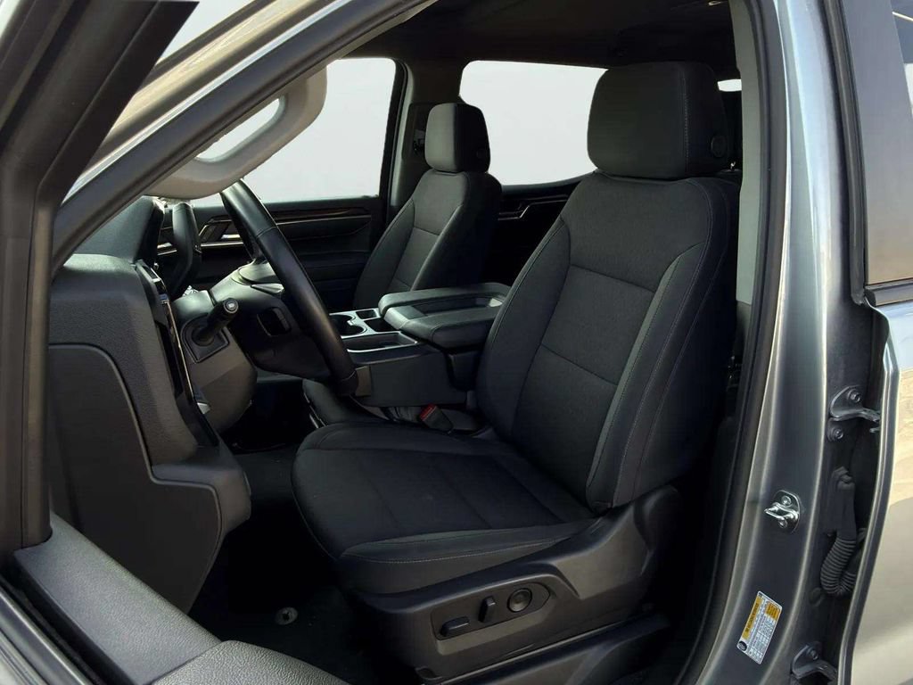 Used 2026 Chevrolet Silverado 1500 RST RWD image 8