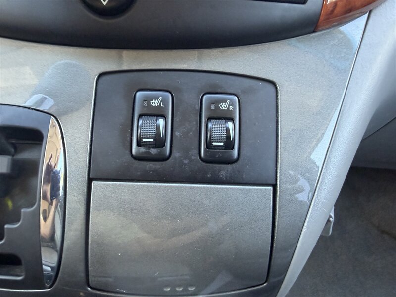 Used 2009 Toyota Sienna AWD image 40