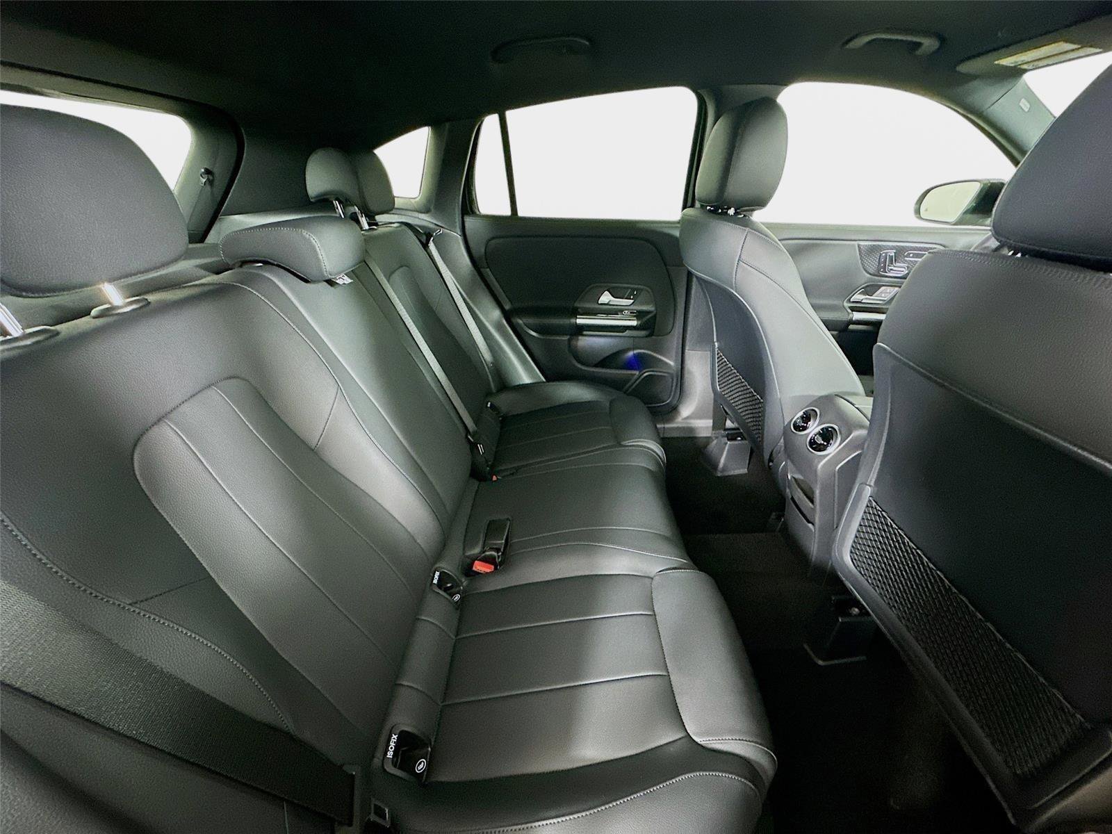 Certified 2026 Mercedes-Benz GLA 250 4MATIC image 33