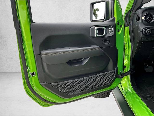 Used 2025 Jeep Wrangler Unlimited Rubicon 392 AWD/4WD image 14