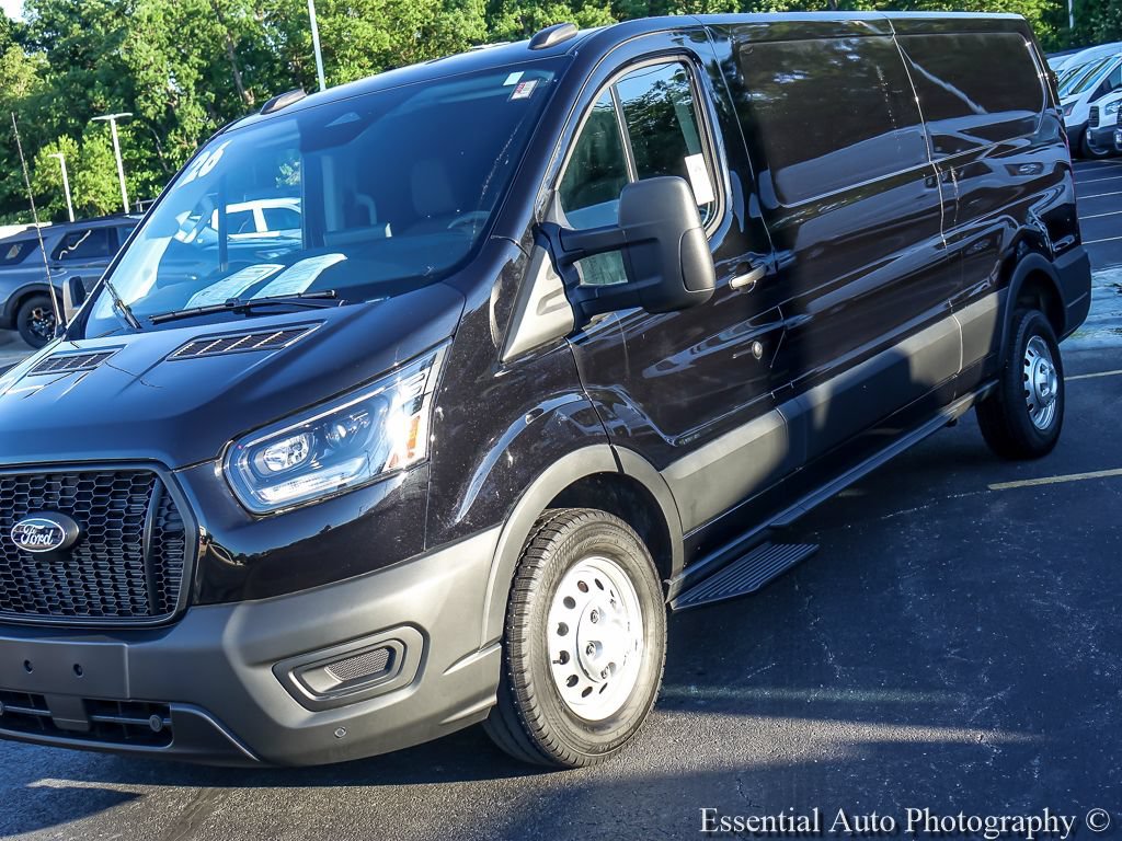 Used 2026 Ford Transit 350 148 Low Roof AWD image 4
