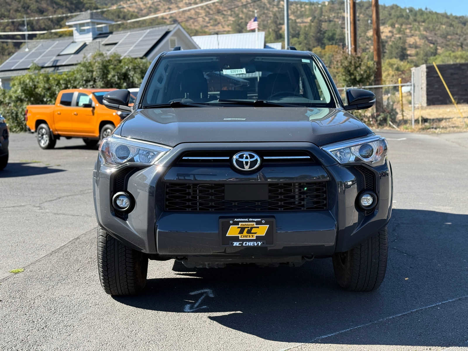 Used 2024 Toyota 4Runner SR5 Premium image 2