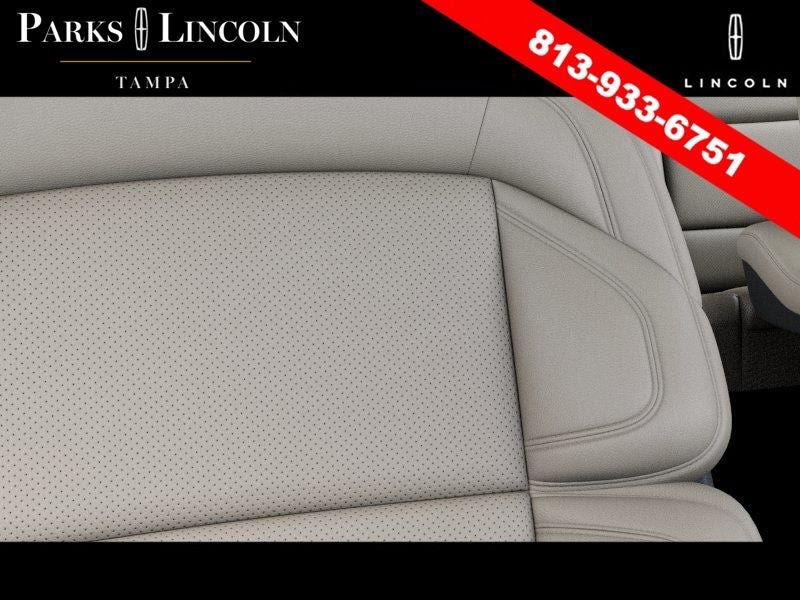 New 2027 Lincoln Navigator Reserve RWD image 16