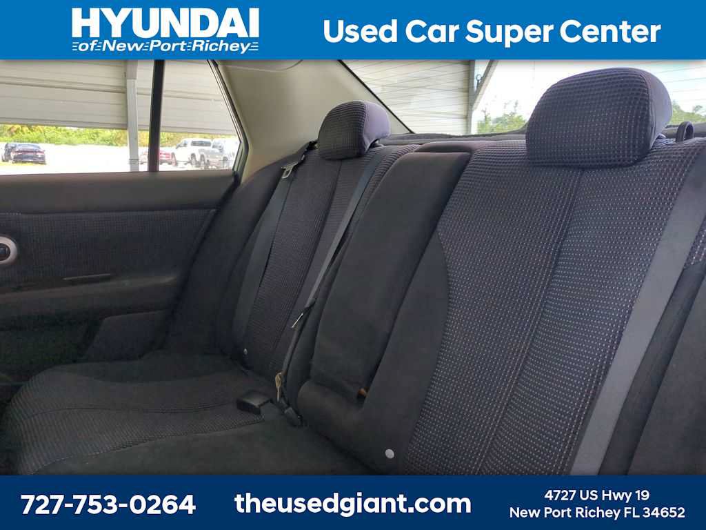 Used 2011 Nissan Versa Sedan FWD image 13