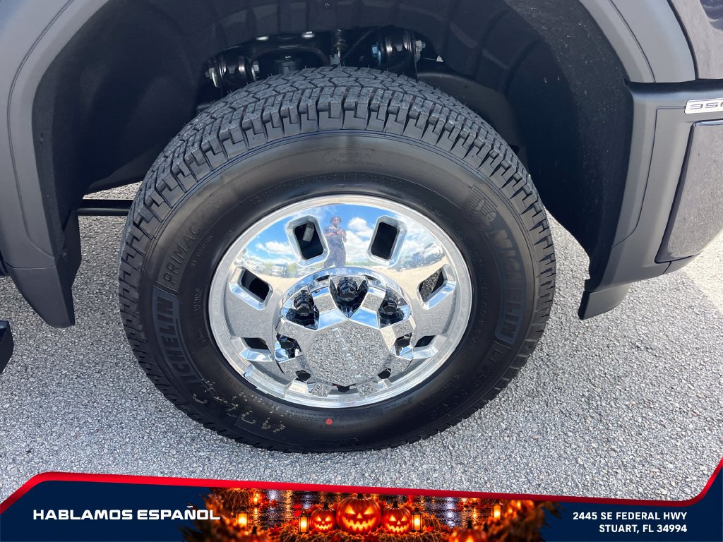 New 2026 GMC Sierra 3500 Denali w/ Denali Reserve Package AWD/4WD image 19