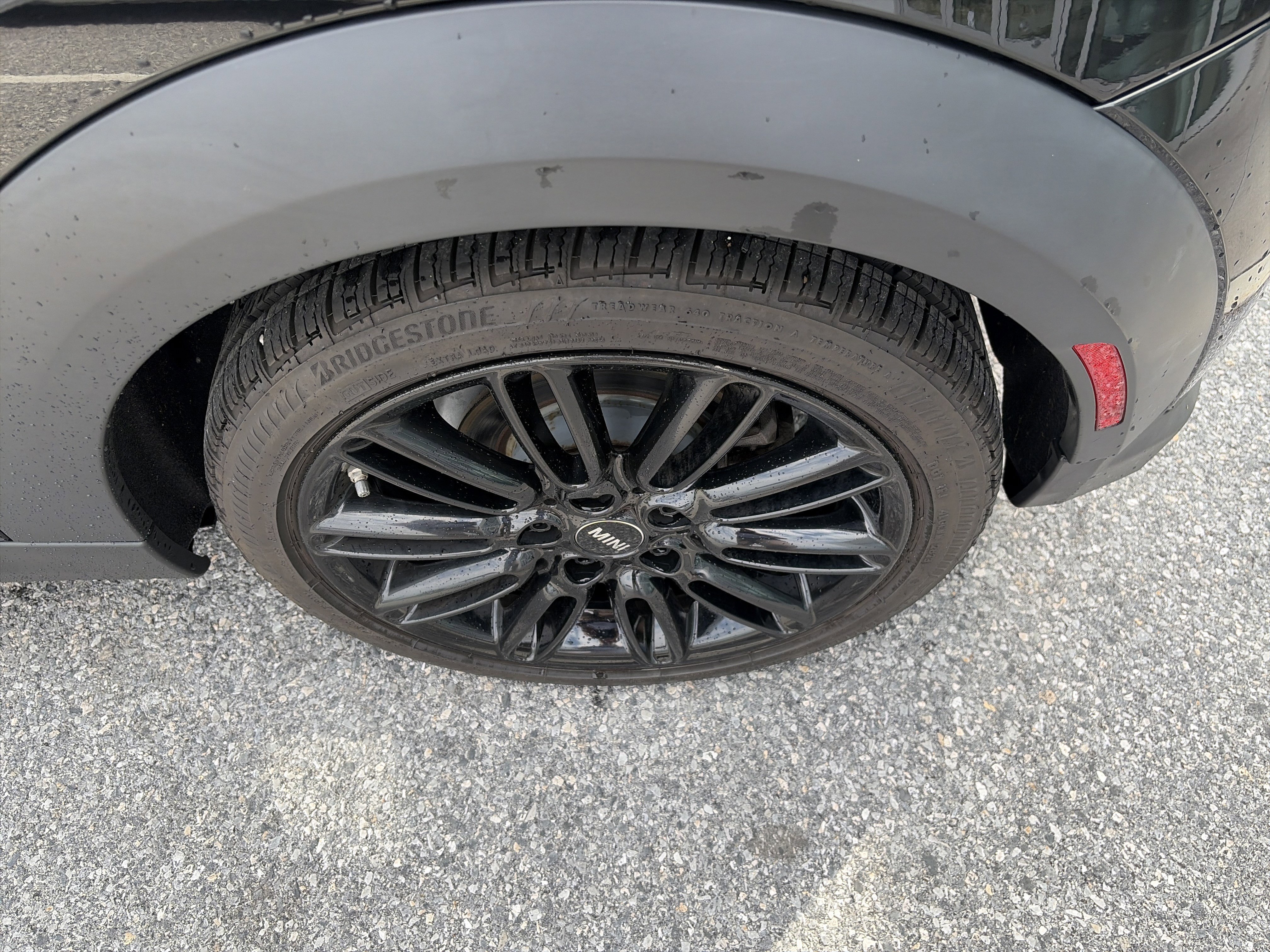 Used 2022 MINI Cooper 2-Door Hardtop image 12