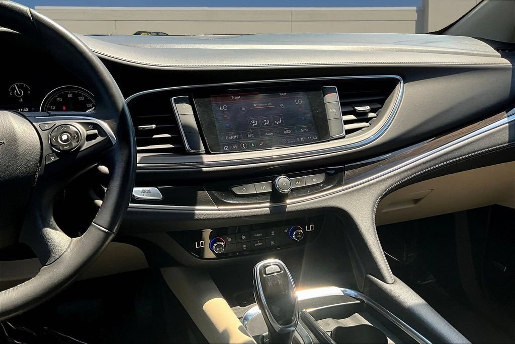 Used 2020 Buick Enclave Essence w/ Sound and Sites Package FWD image 11