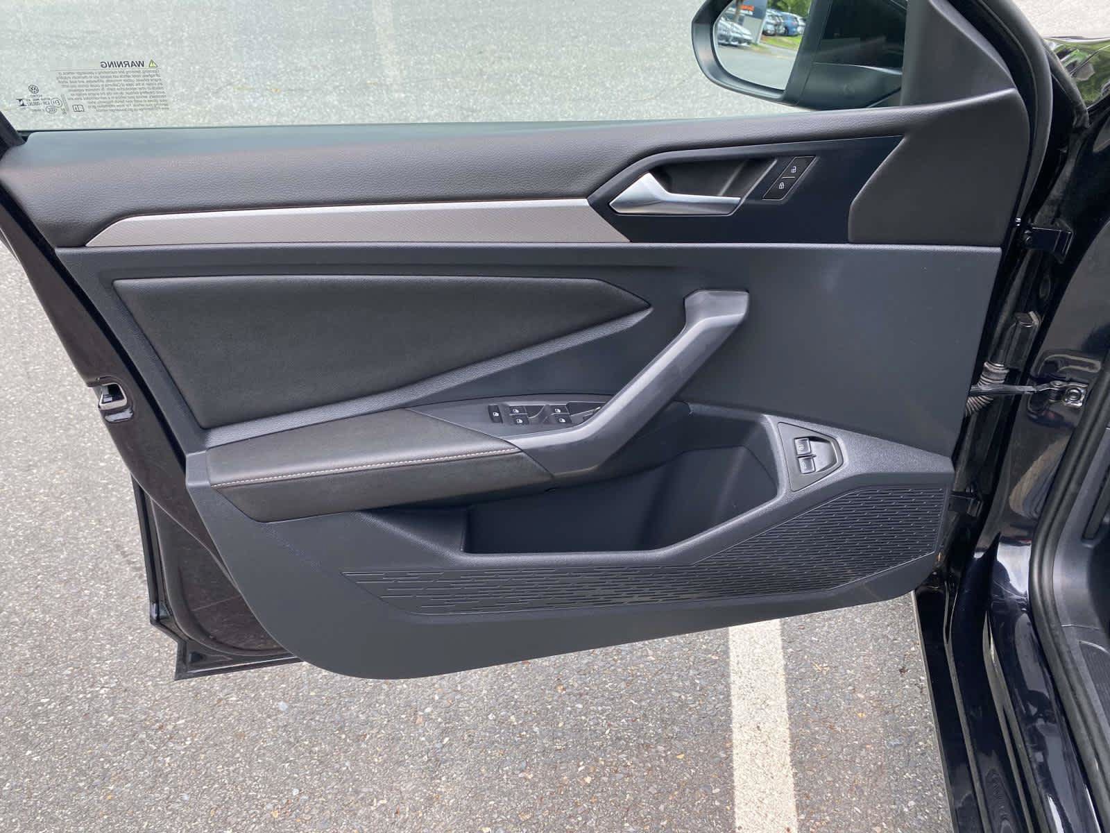 Certified 2024 Volkswagen Jetta S FWD image 21