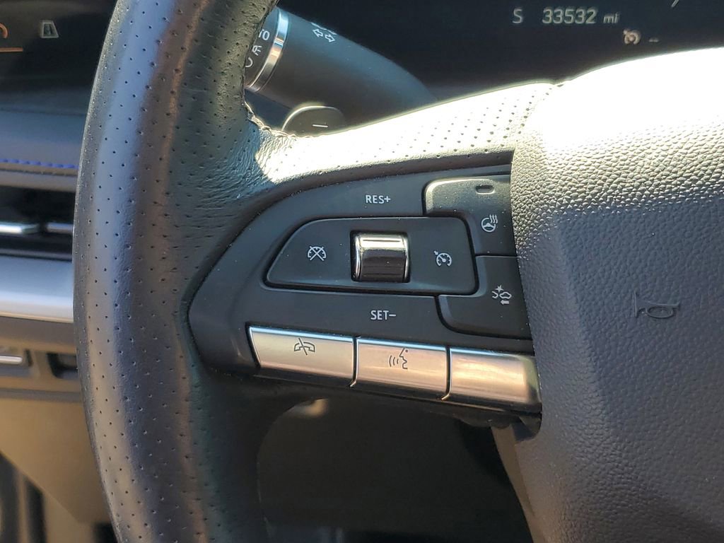 Used 2024 Cadillac XT4 Sport image 12