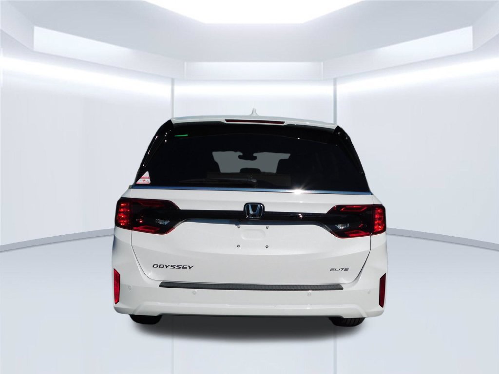 New 2027 Honda Odyssey Elite image 4