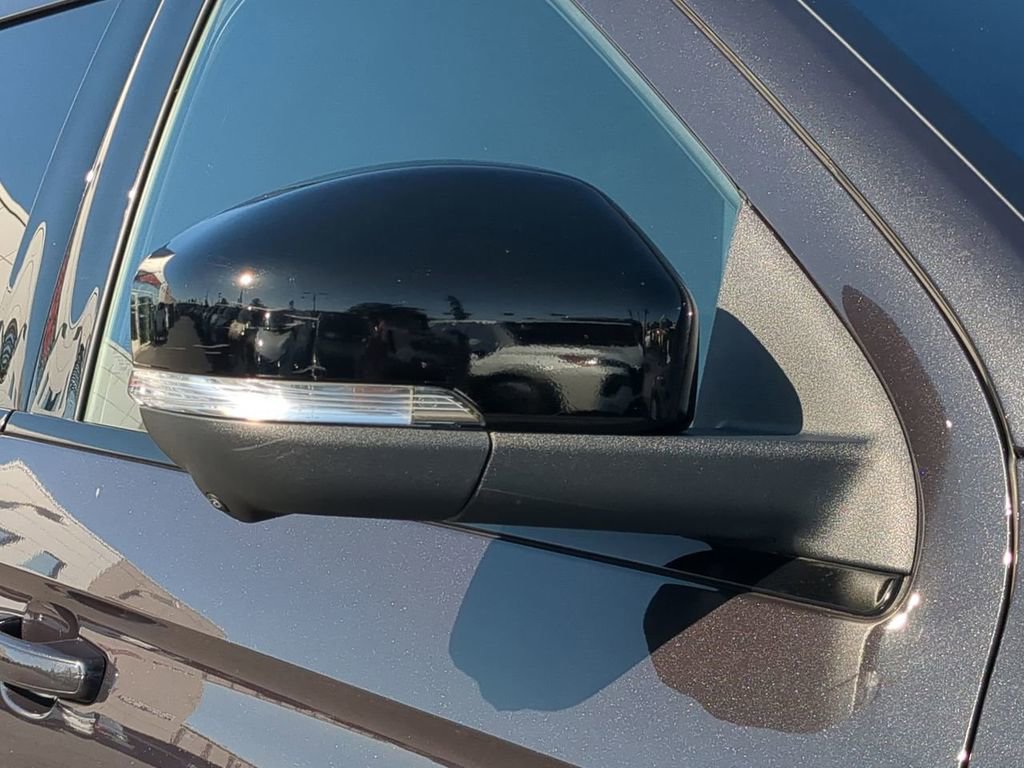 Used 2025 Ford Expedition Tremor AWD/4WD image 11