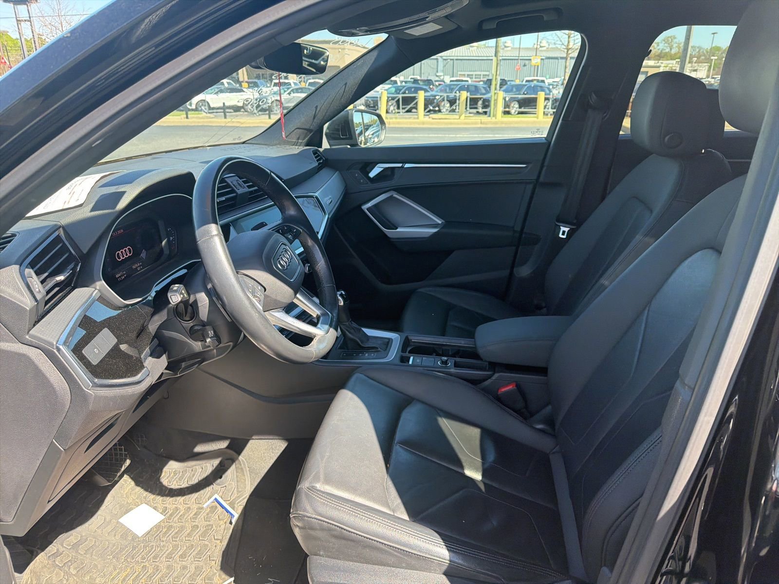 Used 2021 Audi Q3 2.0T Premium image 9