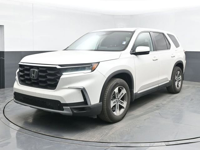 Used 2025 Honda Pilot EX-L image 10