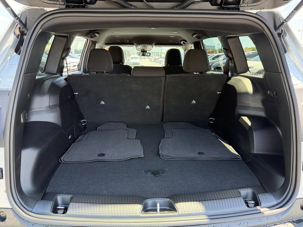 New 2026 Jeep Cherokee Laredo AWD/4WD image 17