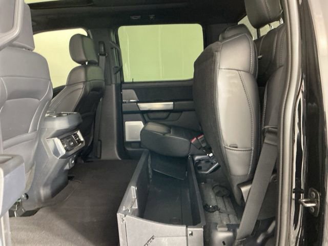 Certified 2025 Ford F450 Platinum w/ FX4 Off-Road Package image 33