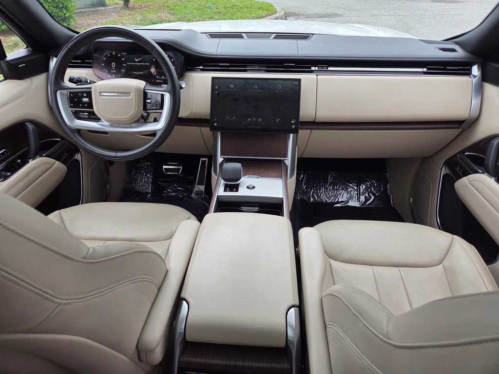 Used 2024 Land Rover Range Rover SE AWD/4WD image 23