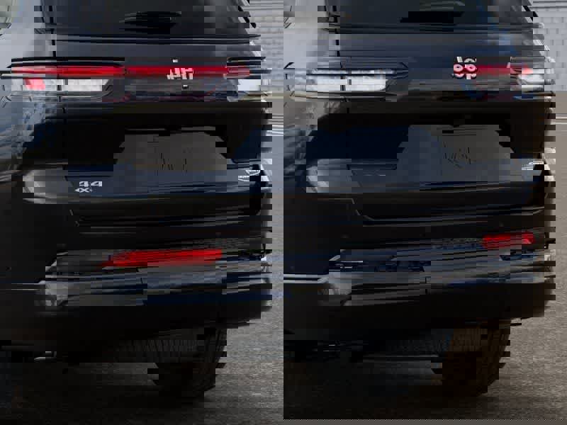 New 2026 Jeep Grand Cherokee L Summit image 13