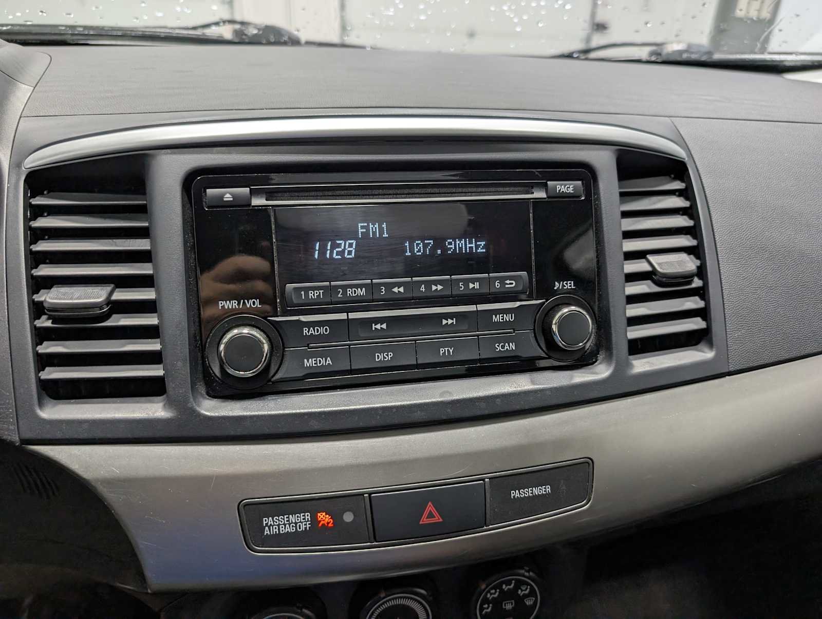 Used 2014 Mitsubishi Lancer ES FWD image 18