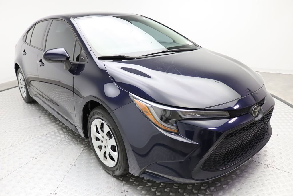 Certified 2022 Toyota Corolla LE image 6