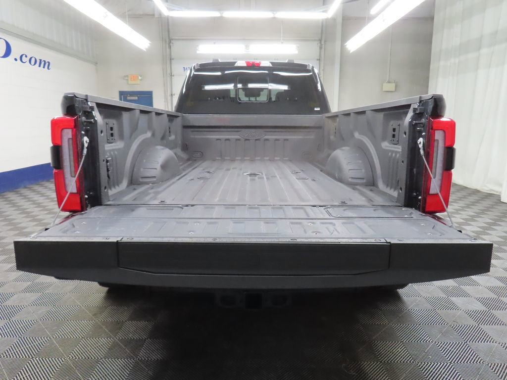 Used 2025 Ford F450 Platinum AWD/4WD image 44