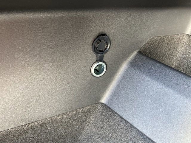 New 2025 Volkswagen Tiguan SE R-Line image 61