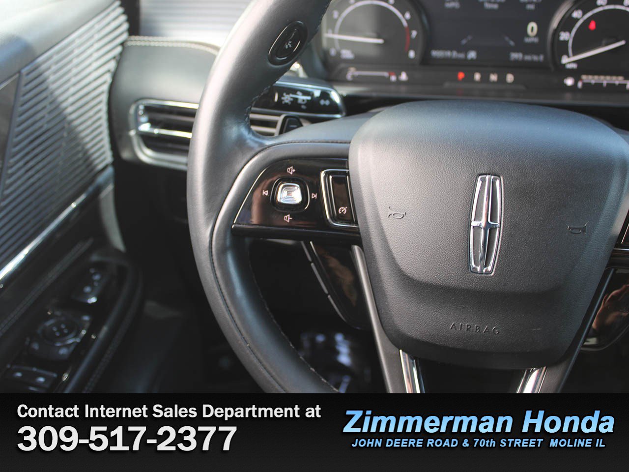 Used 2021 Lincoln Corsair AWD image 12