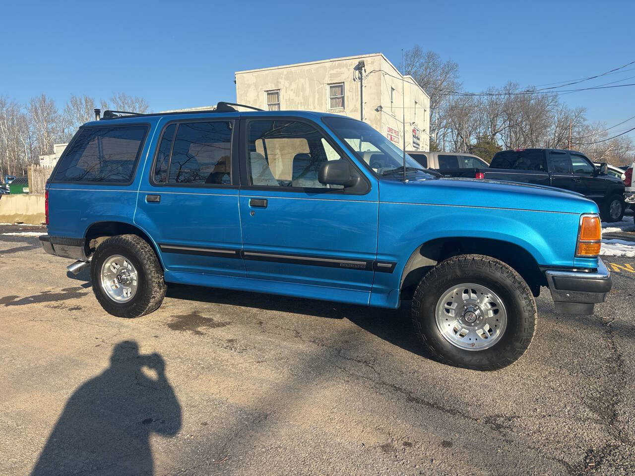 Used 1994 Ford Explorer XLT image 9