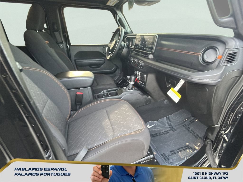 Used 2025 Jeep Gladiator Mojave w/ Safety Group image 31