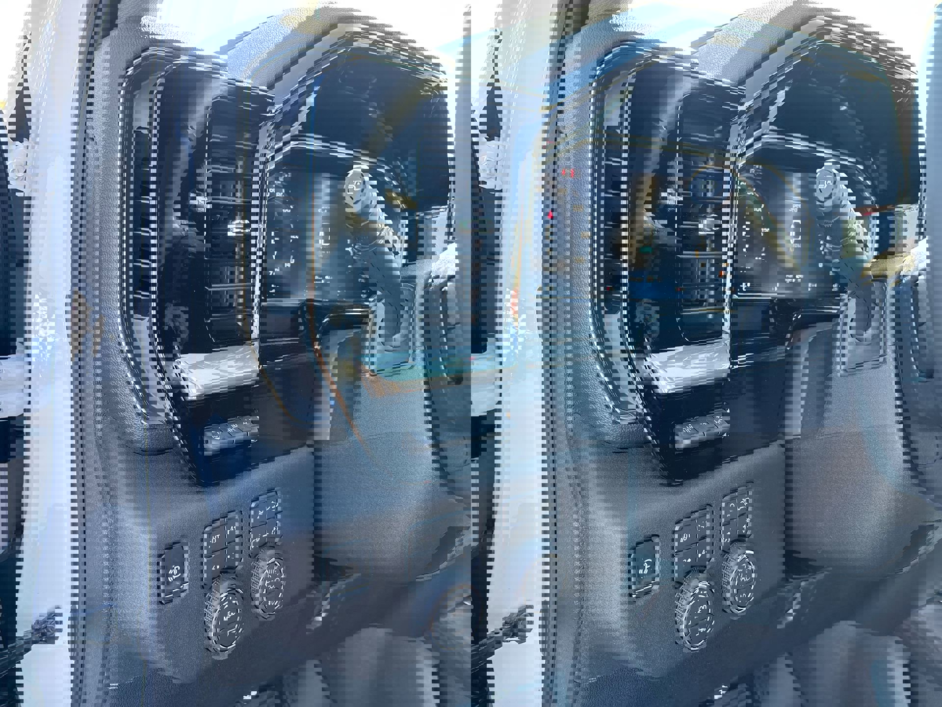 New 2026 Chevrolet Silverado 3500 LTZ w/ LTZ Plus Package image 48