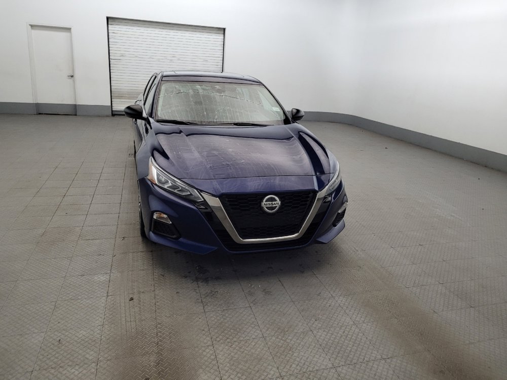 Used 2021 Nissan Altima 2.5 SR w/ SR Premium Package FWD image 14