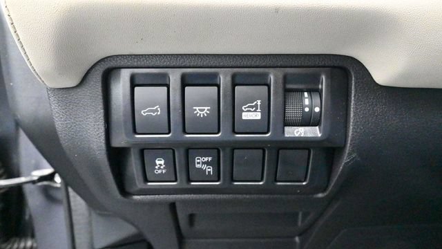 Used 2021 Subaru Ascent Limited w/ Technology Package AWD/4WD image 16