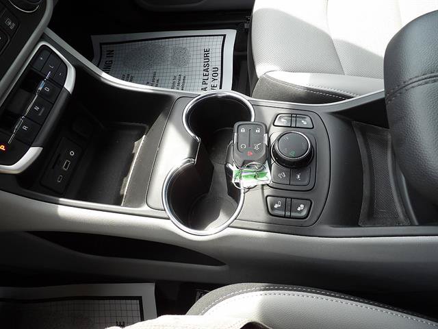 Certified 2023 GMC Terrain SLT w/ LPO, Floor Liner Package AWD/4WD image 26