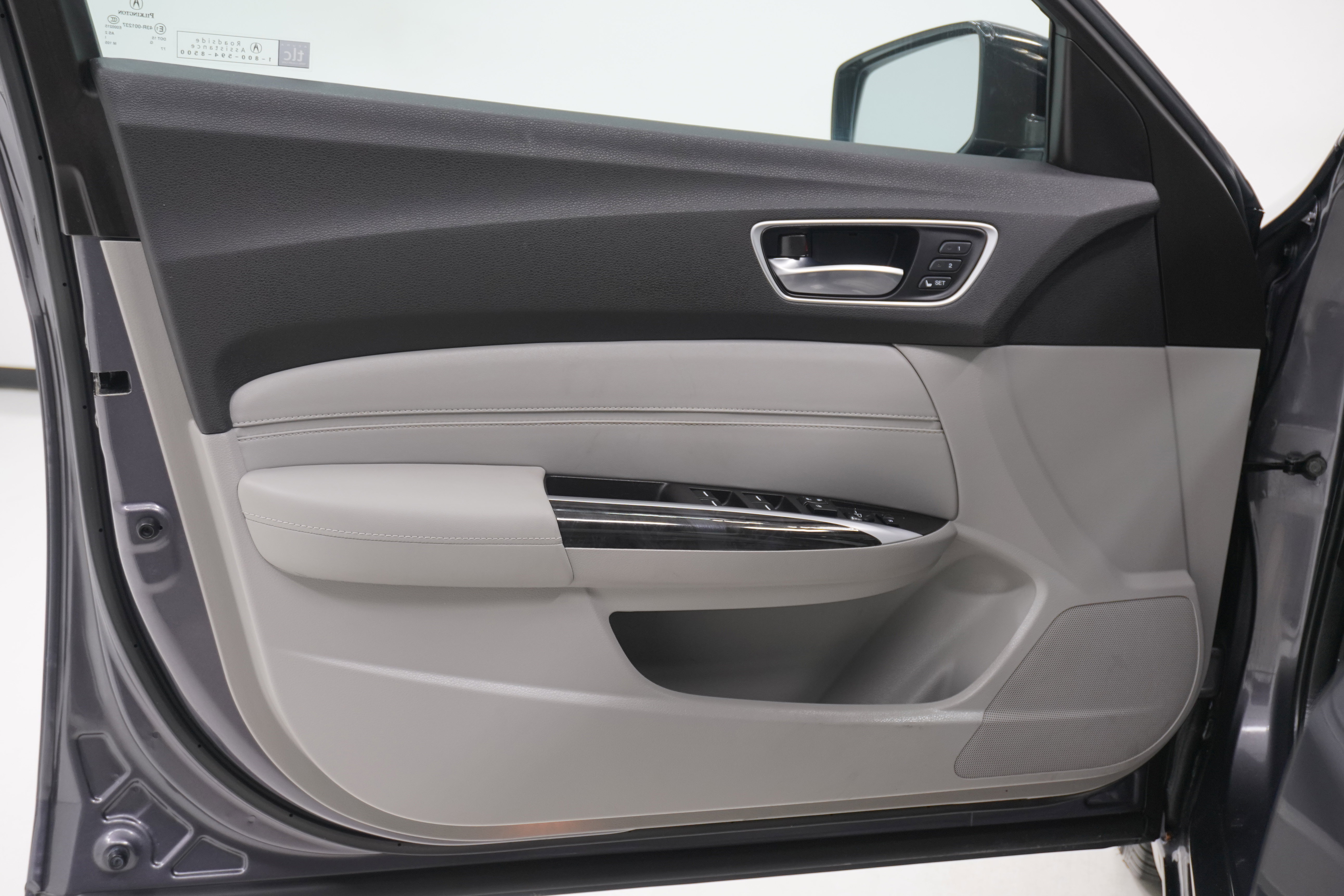 Used 2019 Acura TLX FWD image 13