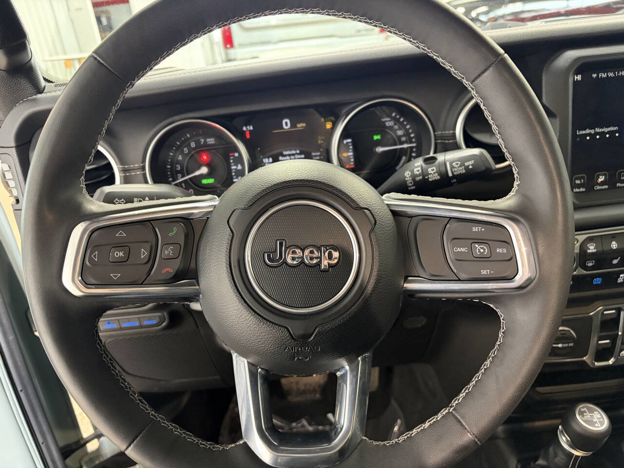 Used 2023 Jeep Wrangler Unlimited Sahara w/ Cold Weather Group image 15